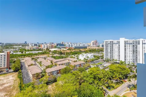 2780 NE 183rd Street Aventura FL 33160