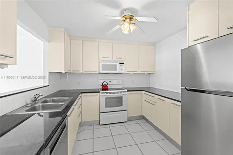 2780 NE 183rd Street Aventura FL 33160
