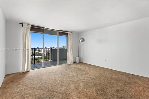 2780 NE 183rd Street Aventura FL 33160