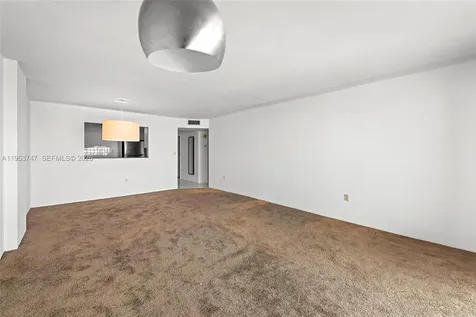 2780 NE 183rd Street Aventura FL 33160