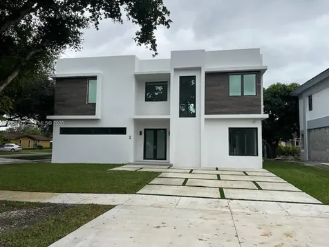 2 Hough Drive Miami Springs FL 33166