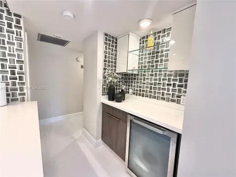 1985 S Ocean Drive Hallandale Beach FL 33009