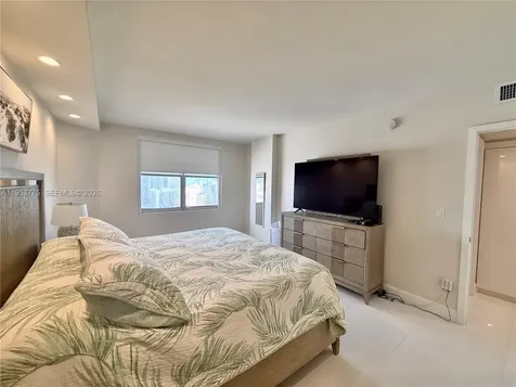 1985 S Ocean Drive Hallandale Beach FL 33009
