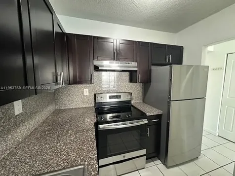 1015 NW 45th Avenue Miami FL 33126