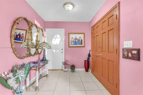 1002 SW 142nd Court Miami FL 33184