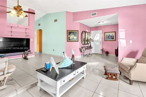 1002 SW 142nd Court Miami FL 33184