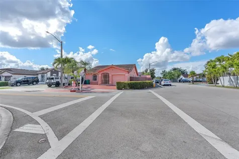 1002 SW 142nd Court Miami FL 33184