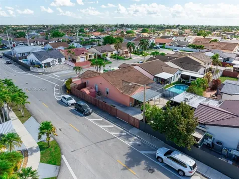 1002 SW 142nd Court Miami FL 33184