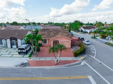 1002 SW 142nd Court Miami FL 33184