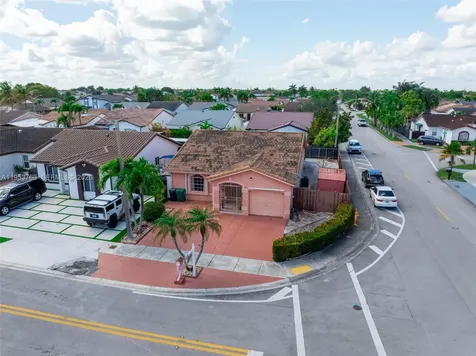 1002 SW 142nd Court Miami FL 33184
