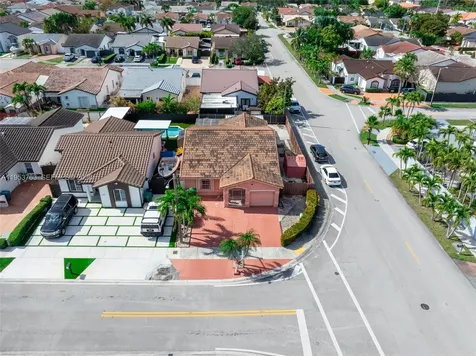 1002 SW 142nd Court Miami FL 33184