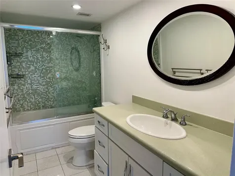 881 Ocean Drive Key Biscayne FL 33149