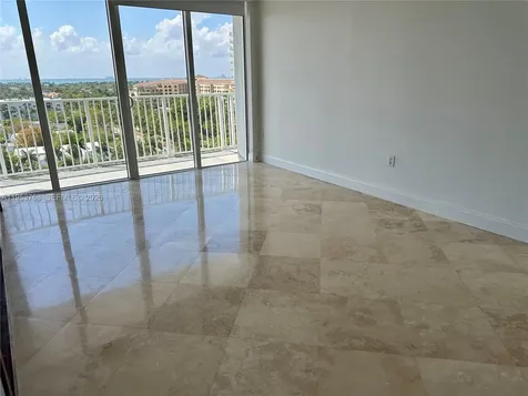 881 Ocean Drive Key Biscayne FL 33149