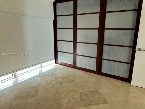 881 Ocean Drive Key Biscayne FL 33149