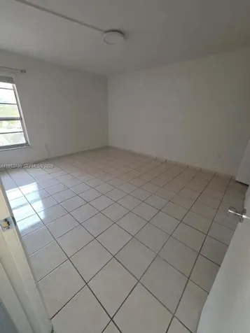 4717 NW 7th Street Miami FL 33126