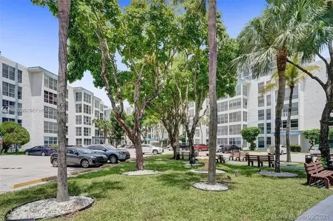 200 177th Drive Sunny Isles Beach FL 33160