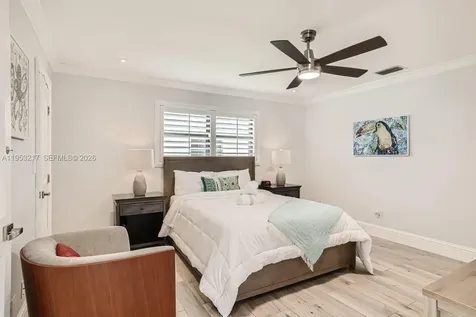 5117 Cleveland Street Hollywood FL 33021
