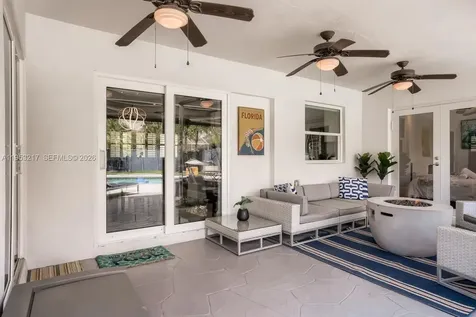 5117 Cleveland Street Hollywood FL 33021