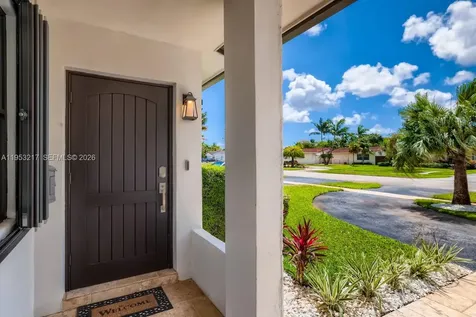 5117 Cleveland Street Hollywood FL 33021