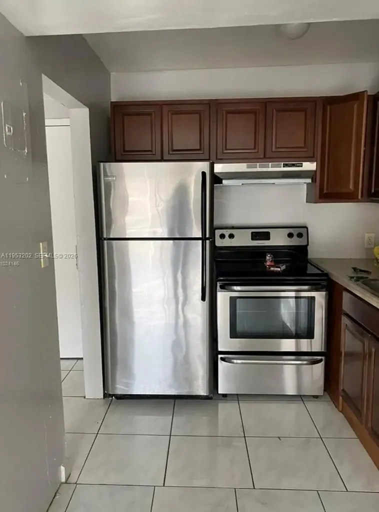 4848 NW 24th Court Lauderdale Lakes FL 33313