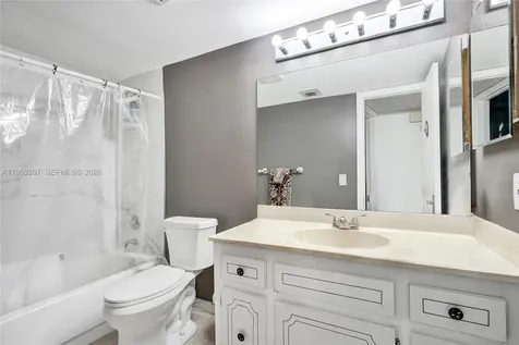 3511 E Inverrary Drive Lauderhill FL 33319