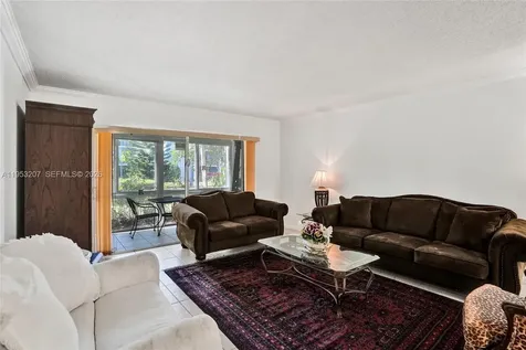 3511 E Inverrary Drive Lauderhill FL 33319