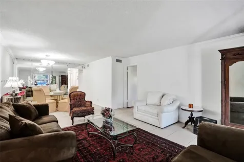 3511 E Inverrary Drive Lauderhill FL 33319
