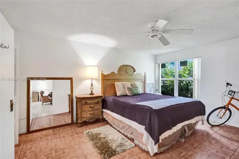 3511 E Inverrary Drive Lauderhill FL 33319