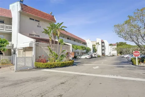 3511 E Inverrary Drive Lauderhill FL 33319
