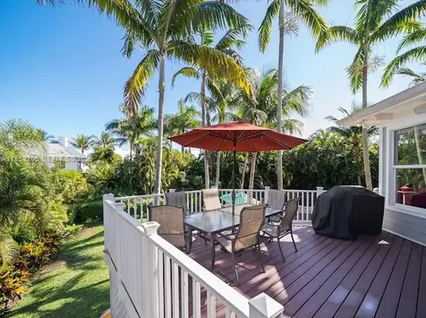 17433 S.e. Indian Hills Drive Tequesta FL 33469