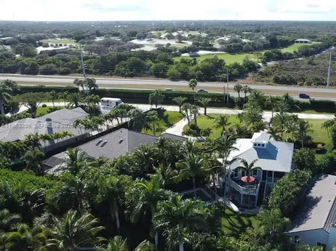 17433 S.e. Indian Hills Drive Tequesta FL 33469