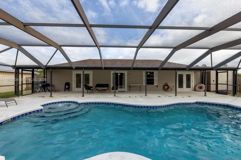 672 SW Stillman Avenue Port St. Lucie FL 34953