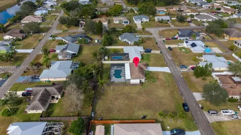 672 SW Stillman Avenue Port St. Lucie FL 34953