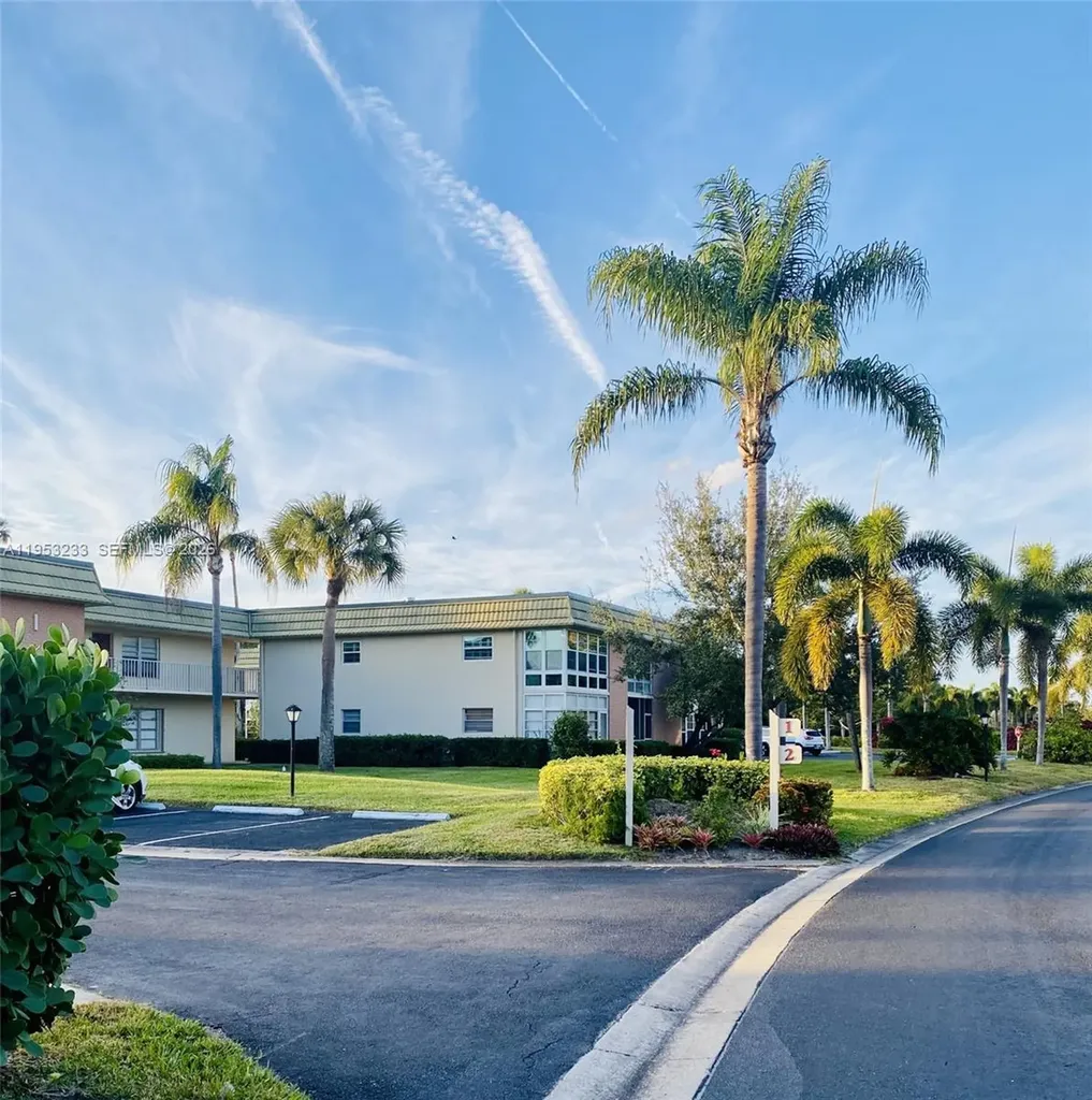 14 Vista Gardens Trail Vero Beach FL 32962
