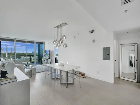 601 NE 36th Street Miami FL 33137