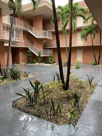 17650 NW 68th Avenue Hialeah FL 33015