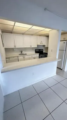 17650 NW 68th Avenue Hialeah FL 33015