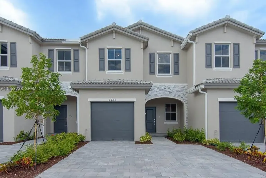 2683 SE 11th Street Homestead FL 33035