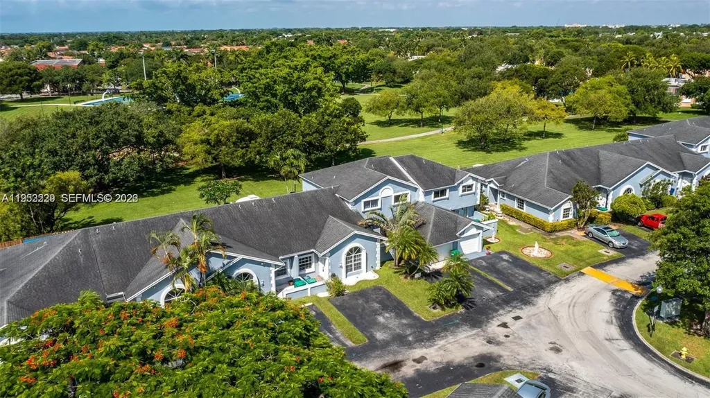 14206 SW 97th Terrace Miami FL 33186