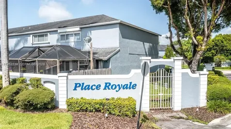 14206 SW 97th Terrace Miami FL 33186