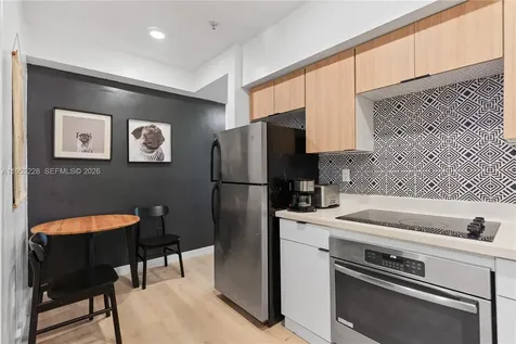 810 7th Street Miami Beach FL 33139
