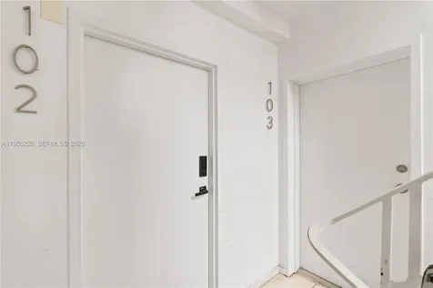 810 7th Street Miami Beach FL 33139