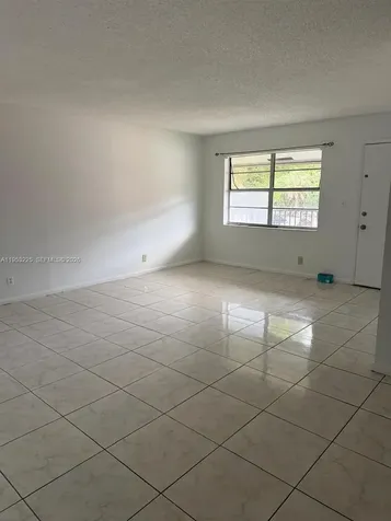 1200 SW 50th Avenue North Lauderdale FL 33068