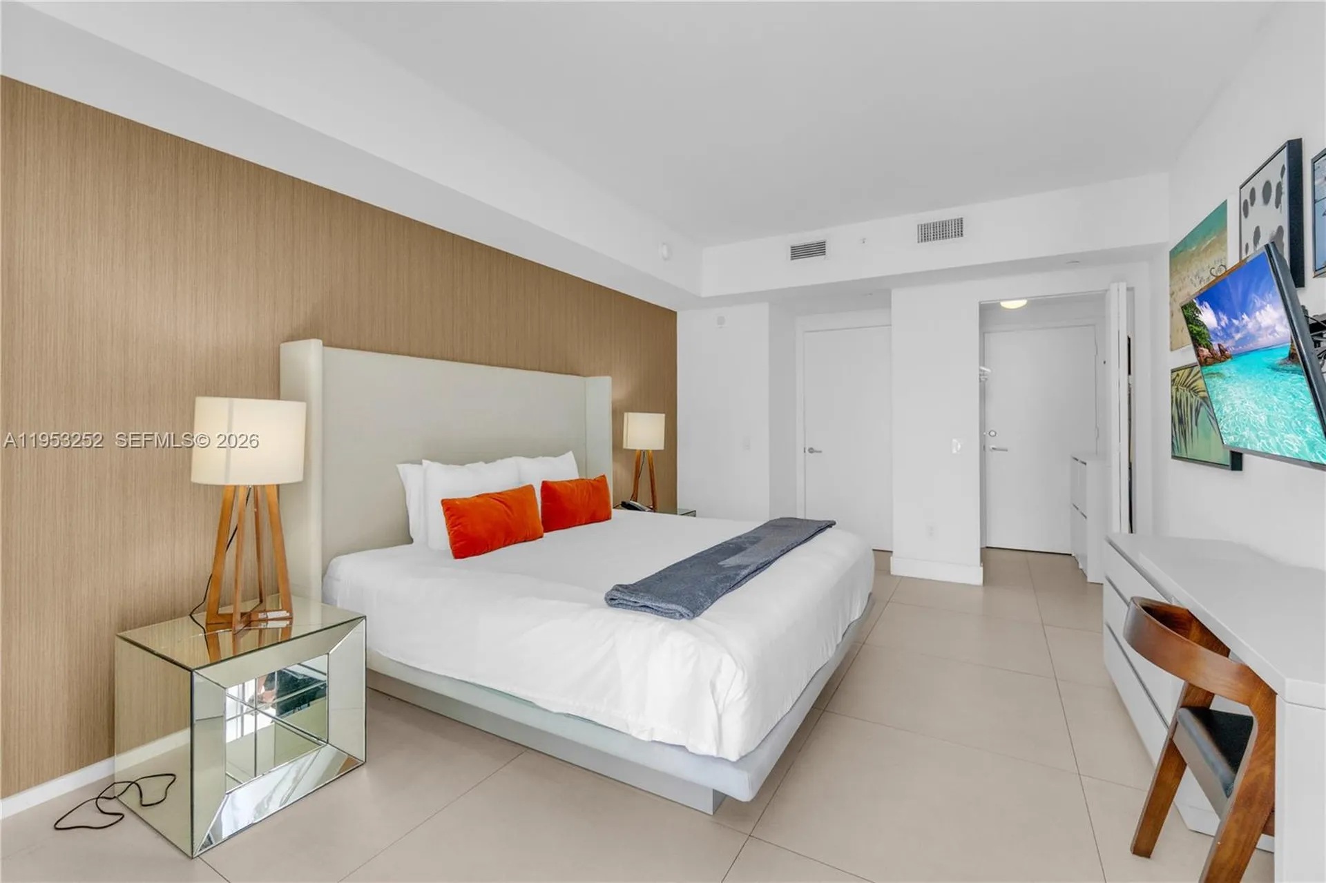 4111 S Ocean Drive Hollywood FL 33019