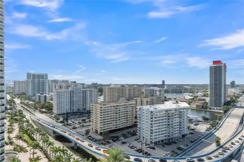 4111 S Ocean Drive Hollywood FL 33019