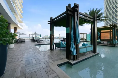 4111 S Ocean Drive Hollywood FL 33019