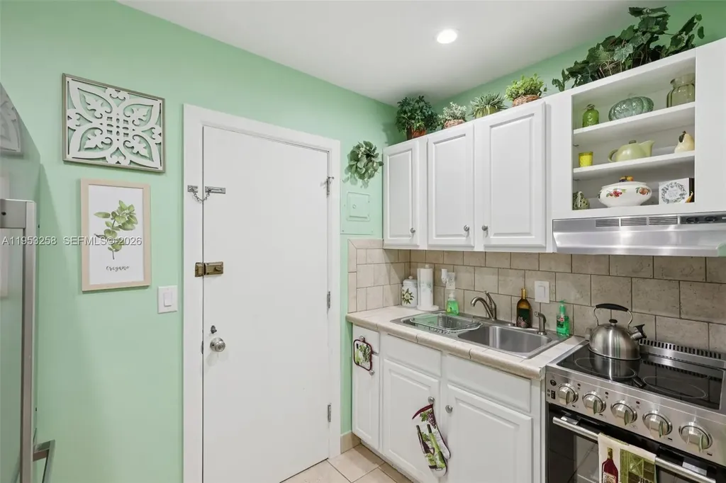 6260 NE 18th Avenue Fort Lauderdale FL 33334