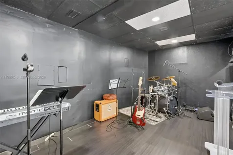 2151 SW 8th Street Miami FL 33135