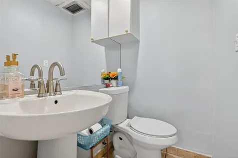 2151 SW 8th Street Miami FL 33135
