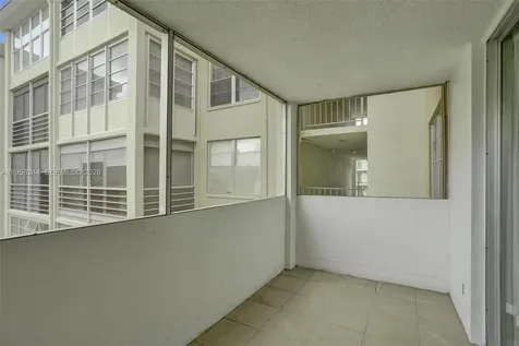 2999 NW 48th Avenue Lauderdale Lakes FL 33313